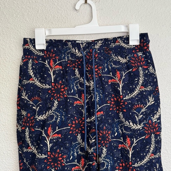 Scotch & Soda Men’s Small Floral Blue Printed Summer Shorts Beach Relaxed fit - Picture 2 of 10